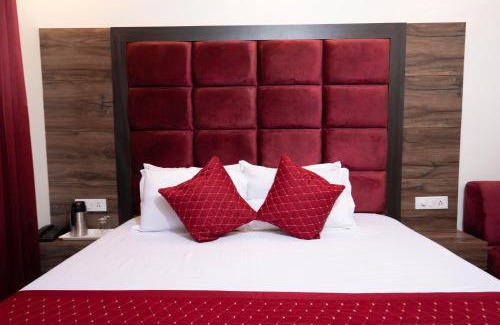 Katra Hotel | Budget-Friendly Stay at Hotel The Vaishvik with Breakfast