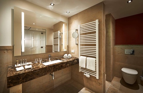 Bad Teinach-Zavelstein Hotel | Relax at Hotel Therme Bad Teinach - 4-Star Spa Retreat