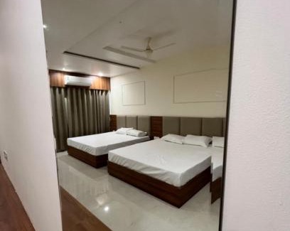 Harda Hotel | Hotel Tilak