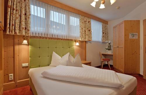 Woergl Hotel | Explore Hotel Tiroler Stuben: Pet-Friendly & Family Welcoming