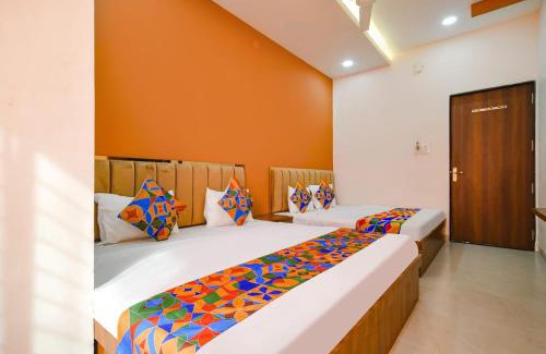 Bansi Hotel | Hotel Tirupati Ujjain ! Near Mahakal Mandir, Railway Station & Bus stand ! Best Location ! Top Rated Property