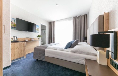 Dietikon District Hotel | Explore Comfort at Hotel Tivoli with Breakfast & Child Care