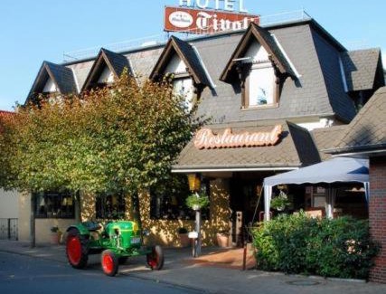 Osterholz-Scharmbeck Hotel | Pet-Friendly Comfort at Hotel Tivoli with Breakfast Included