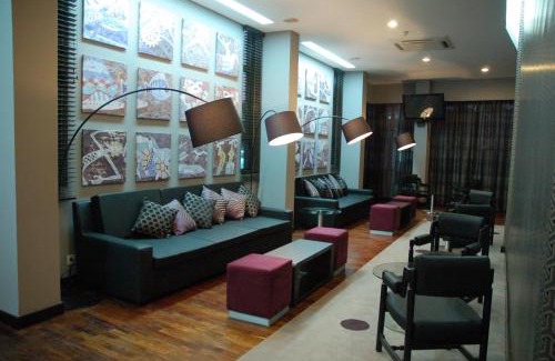Central C Hotel | Discover Comfort at Hotel Tivoli Maputo with Great Amenities
