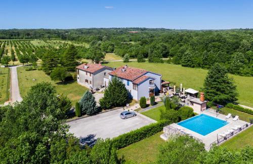 Santalezi Bed & Breakfast | Hotel Tomažići: Oceanfront Oasis with Pool & High Reviews