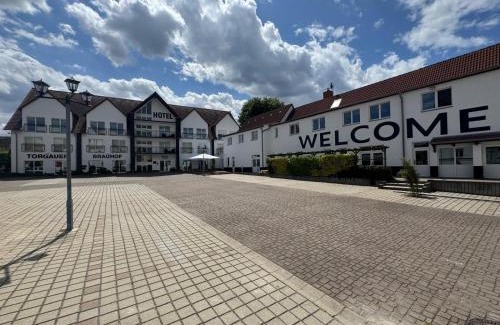 Torgau Hotel | Discover Hotel Torgauer Brauhof: Pet-Friendly Retreat