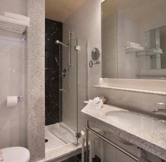 Diano Marina Hotel | Relaxing Hotel Torino Wellness & Spa with Oceanfront Views