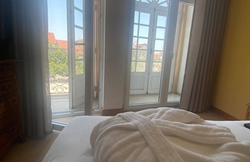 Guimaraes Hotel | Discover Comfort at Hotel Toural: 4-Star with Spa & Breakfast