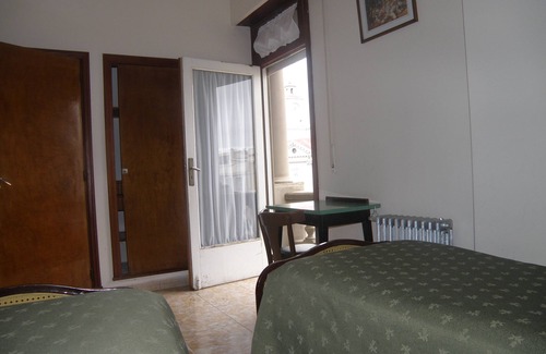 Trelew Hotel | Budget-Friendly Getaway at Hotel Touring Club with Spa