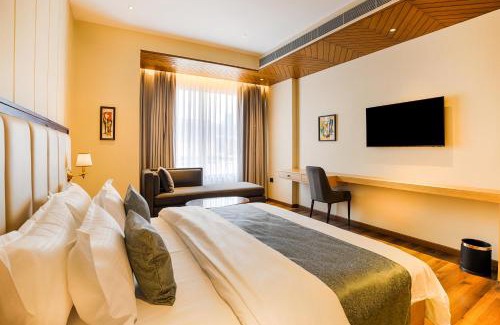 Haldwani Hotel | Hotel Treeline