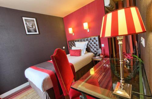 Odeon Hotel | Experience Hotel Trianon Rive Gauche: Pet-Friendly Comfort