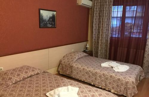 Nova Zagora Hotel | Budget-Friendly Hotel Triumph with Family & Pet Amenities