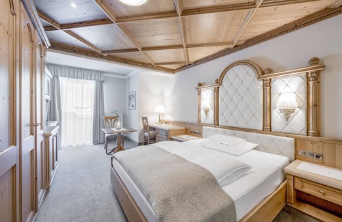 Ischgl Hotel | Elegant Hotel Trofana Royal: Amenities for Ultimate Relaxation