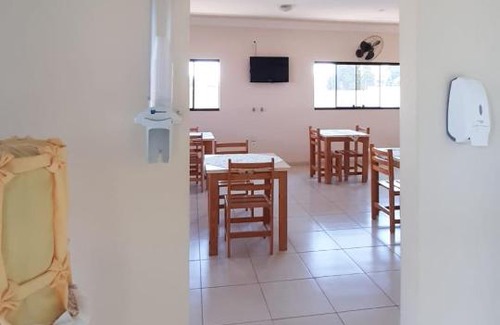 Nova Andradina Hotel | Budget-Friendly Hotel Tropical: Pet Friendly & Accessible Stay