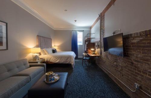 Columbia Hotel | Unmatched Comfort at Hotel Trundle - Perfect for Families