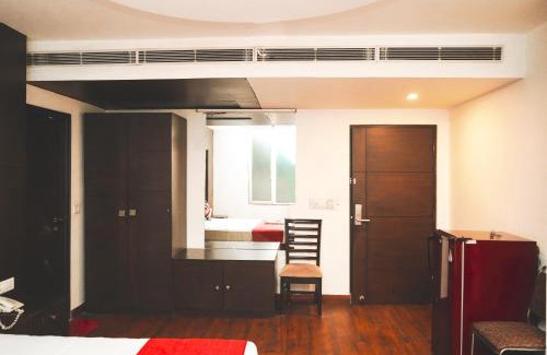 Sainik Farm Hotel | Discover Hotel Twenty Four: Family-Friendly Stay in Malviya Nagar