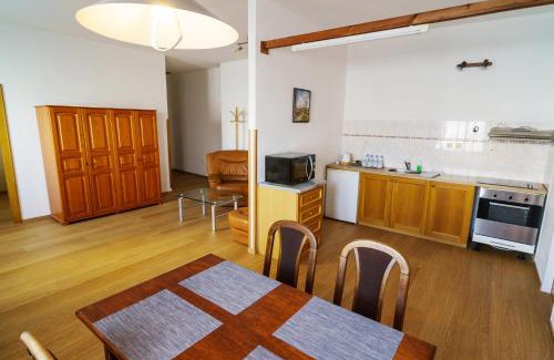 Zdar Nad Sazavou Hotel | Pet-Friendly Hotel U Labutě with Breakfast & Accessibility