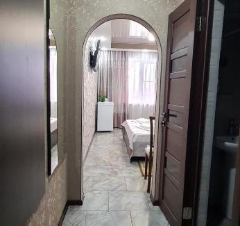 Gornovodyanovskoe Hotel | Discover Hotel U pruda: Pet Friendly with Ocean Views