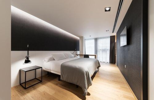 Viveiro Hotel | Discover Comfort at Hotel U Viveiro - 4-Star with Breakfast