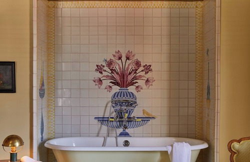 Mount Vernon Hotel | Ulysses: Highly Rated Stay with Family-Friendly Amenities