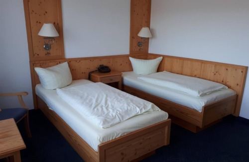 Wombach Hotel | Discover Hotel und Gasthof Spessarttor: Family-Friendly Stay
