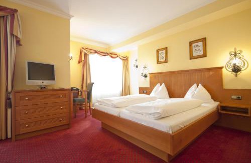Sankt Leondard Hotel | Discover Hotel Untersberg: Family-Friendly Spa Retreat