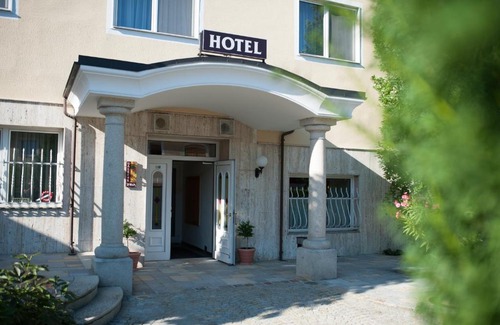 Ernsthofen Hotel | Discover Hotel Vösenhuber: Pet-Friendly Family Retreat