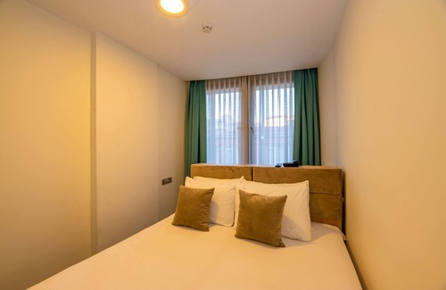 Cihangir Hotel | Discover Comfort at Hotel V Plus Taksim with Spa & Dining