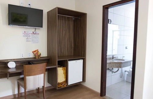 Vila Maxwell Hotel | Discover Hotel Valência: Family-Friendly with Breakfast