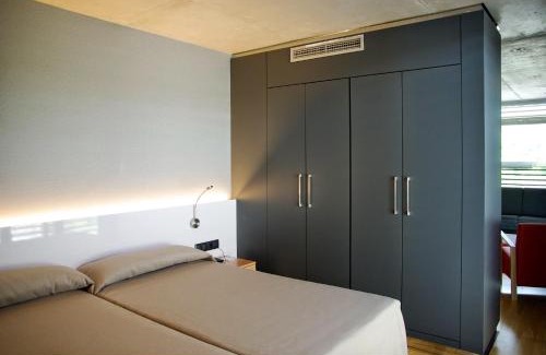 Jerte Hotel | Pet-Friendly Hospedería Valle del Jerte with Pool & Views