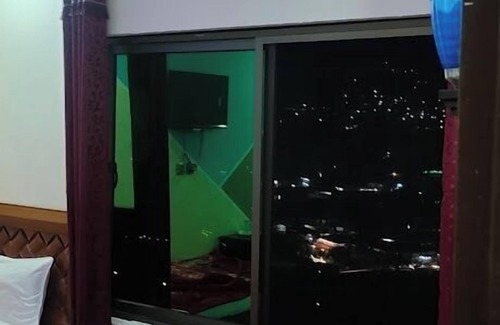 Balakot Hotel | Hotel Valley Door