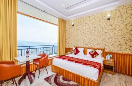 Shimla Hotel | Cozy Valley View Hotel & Restaurant with Spa and Hot Tub