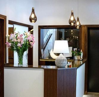 Sala Consilina Hotel | Hotel Vallisdea: Pet-Friendly Stay with 9/10 Rating