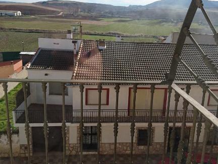 Villar de Olalla Hotel | Discover Hotel Valmar: Rated 9/10 with Family-Friendly Perks
