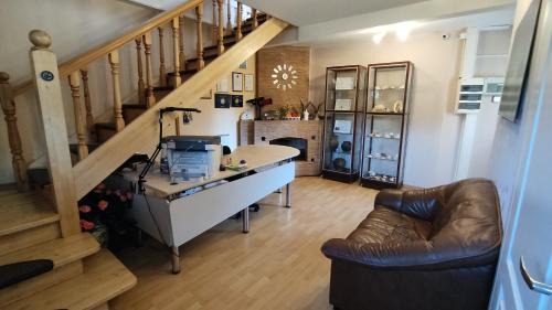 Narva-Joesuu Hotel | Pet-Friendly Hotel Veagles with Breakfast & Family Amenities