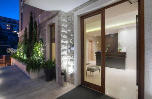 Babin do Hotel | Discover Hotel Vela: 4-Star Stay with Family-Friendly Amenities