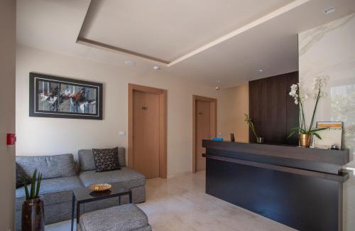 Babin do Hotel | Discover Hotel Vela: 4-Star Stay with Family-Friendly Amenities