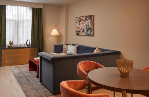 The Galleria Hotel | Explore Hotel Vesper, Houston: Pet-Friendly Retreat
