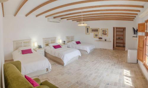 San Jose de los Molinos Hotel | Indulge in Comfort at Hotel Viñas Queirolo with Ocean Views