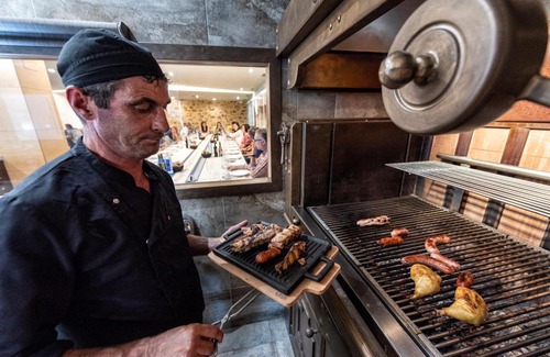 Laxe Hotel | Cozy Hotel VIDA Mar de Laxe with Hot Tub & Restaurant