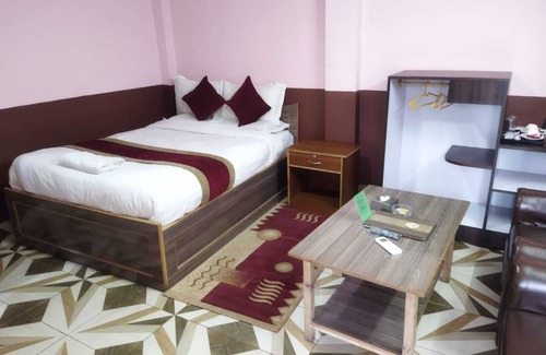 Kathmandu Resort | Discover Hotel View Salleri with Family-Friendly Amenities