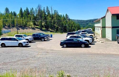 Logan Lake Hotel | Hotel viewmont