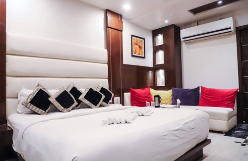Jabalpur Hotel | Discover Hotel Vijan Palace Jabalpur with Family-Friendly Amenities