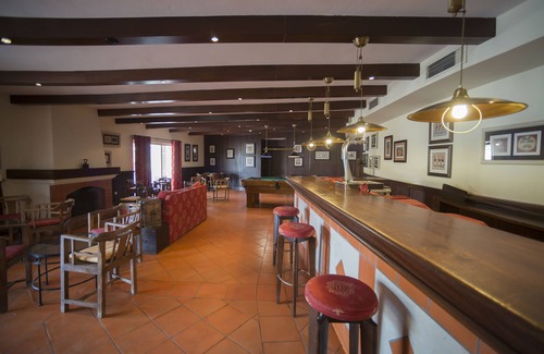 Beja Hotel | Relax at Vila Gale Alentejo Vineyards with Pool & Spa