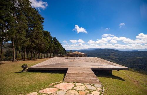 Ouro Preto Hotel | Discover Hotel Vila Relicário: Pet-Friendly Oasis with Pool