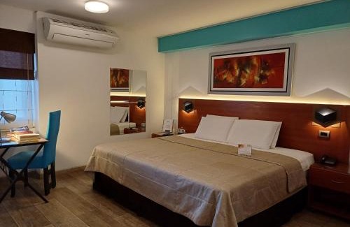 Miraflores Hotel | Pet-Friendly Hotel Vila Santa with Ocean Views and Dining