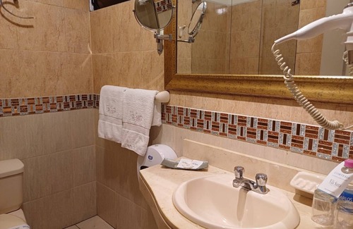 Miraflores Hotel | Cozy Hotel Vila Santa: Spa, Restaurant & Family-Friendly