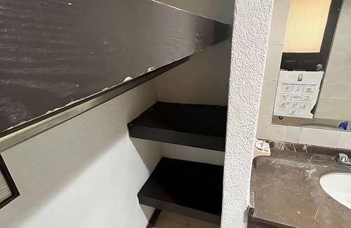 Morelia Apartment | Hotel Villa Capri, 2 double beds 4 Guests