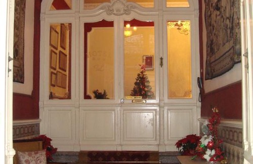 Luarca Hotel | Oceanfront Hotel Villa de Luarca with Child-Friendly Amenities