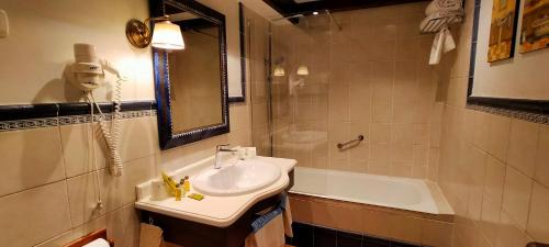 Torla Hotel | Discover Hotel Villa de Torla: 9/10 Rated Oceanfront Retreat